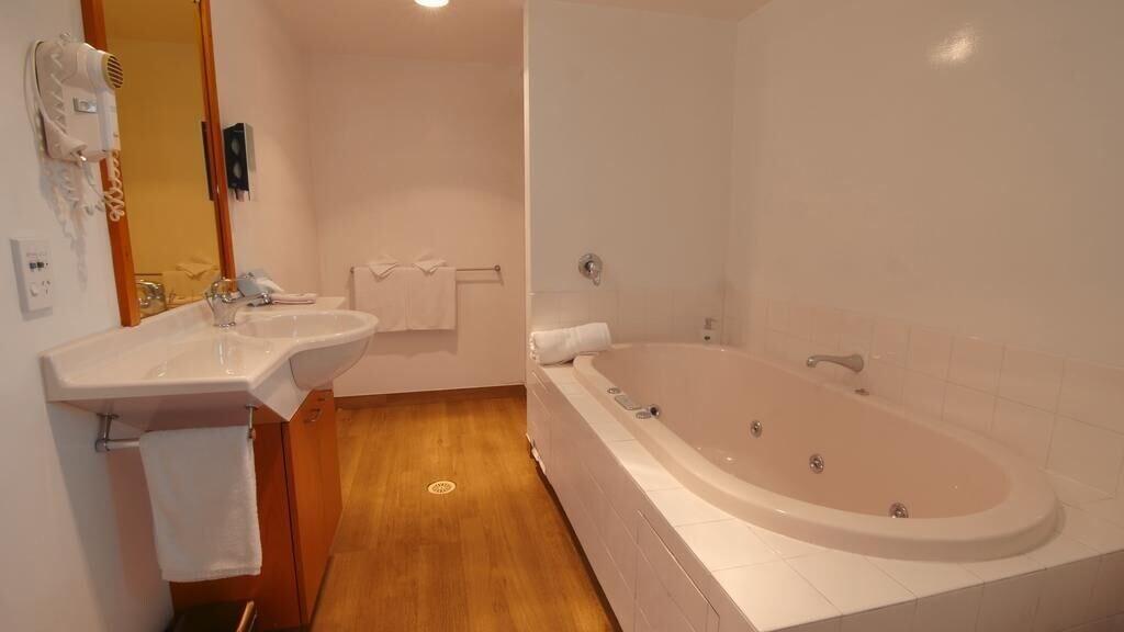 Country Glen Lodge Крайстчърч Екстериор снимка