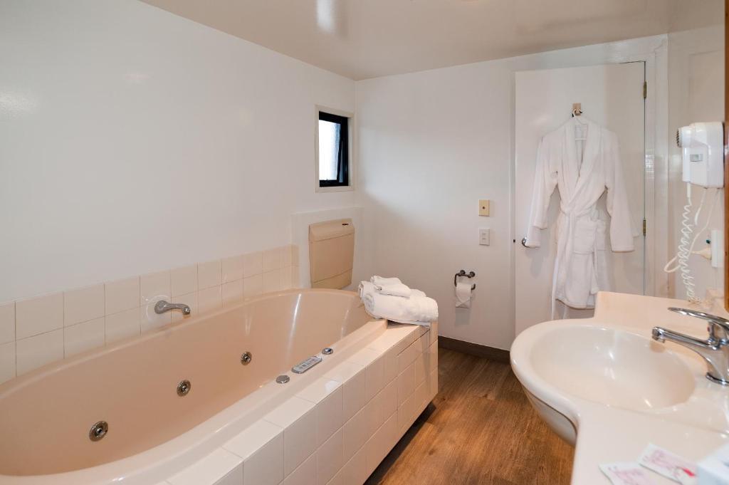 Country Glen Lodge Крайстчърч Екстериор снимка